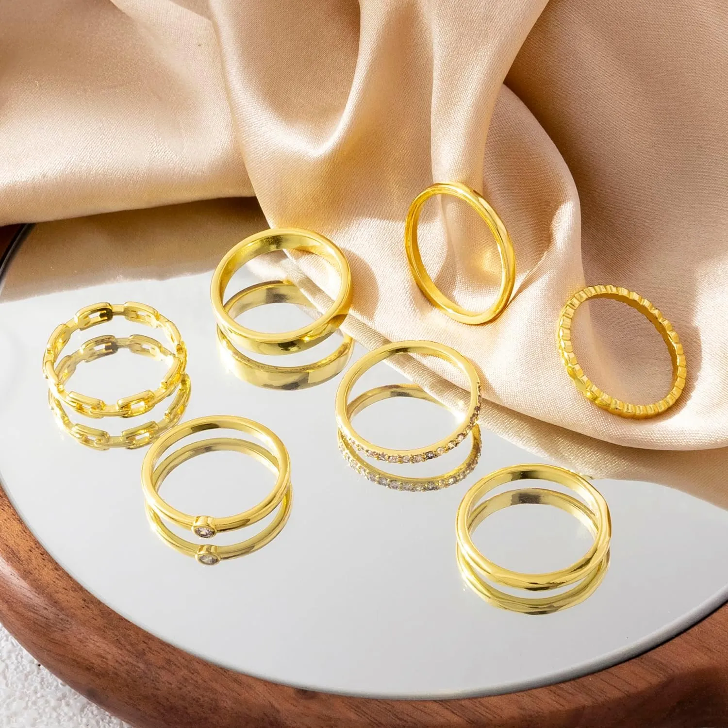 Chinovi 7Pcs Stackable Gold Rings for Women Non Tarnish Trendy Dainty 18K Gold Plated Stacking Cubic Zirconia Ring Set Pack Statement Band Rings Size 5-10