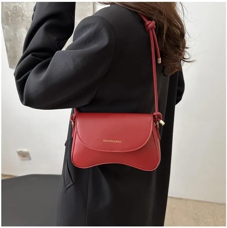cross-body bag Netflix Saddle Small Square Bag