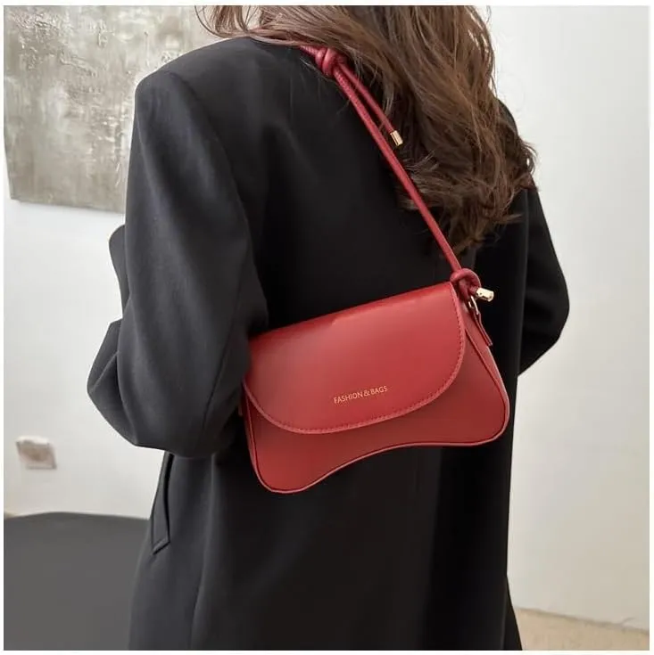cross-body bag Netflix Saddle Small Square Bag