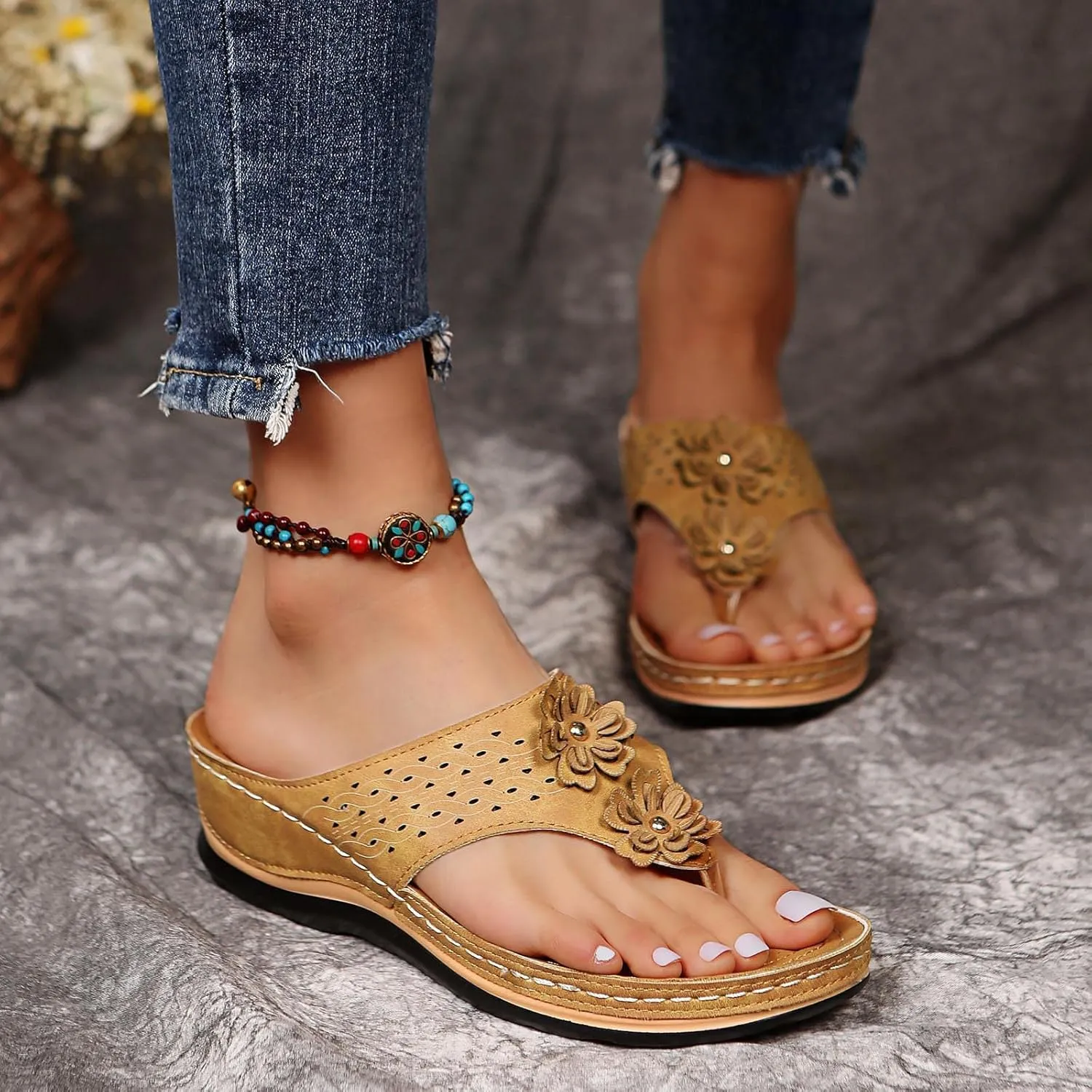Eduavar Orthopedic Sandals for Women, Black Sandals Women Wide Width Open Toe Sandals Comfy Platform Sandals Travel Shoes