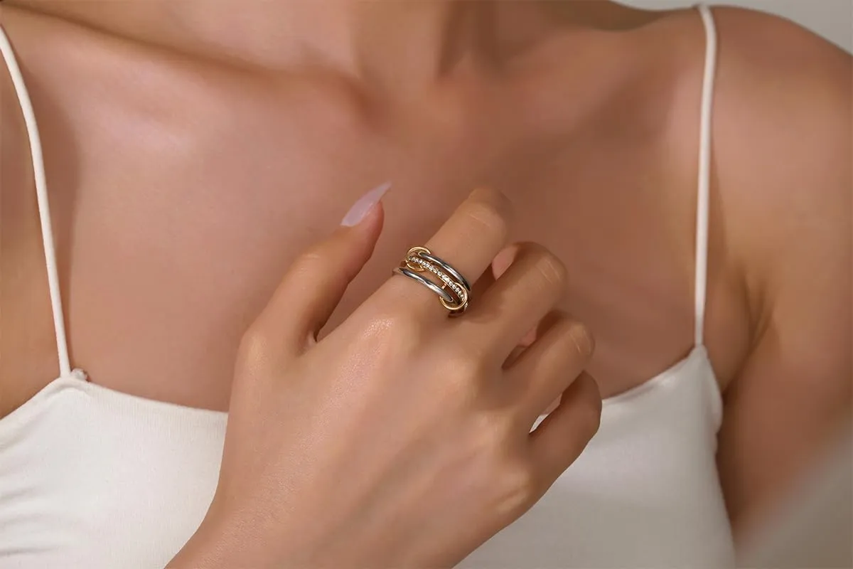 Gold/Silver Interlocked Rings For Women Dainty Stainless Steel Cubic Zirconia Stackable Statement Rings Two-toned Connected Bands Rings Non Tarnish (size 6-10)