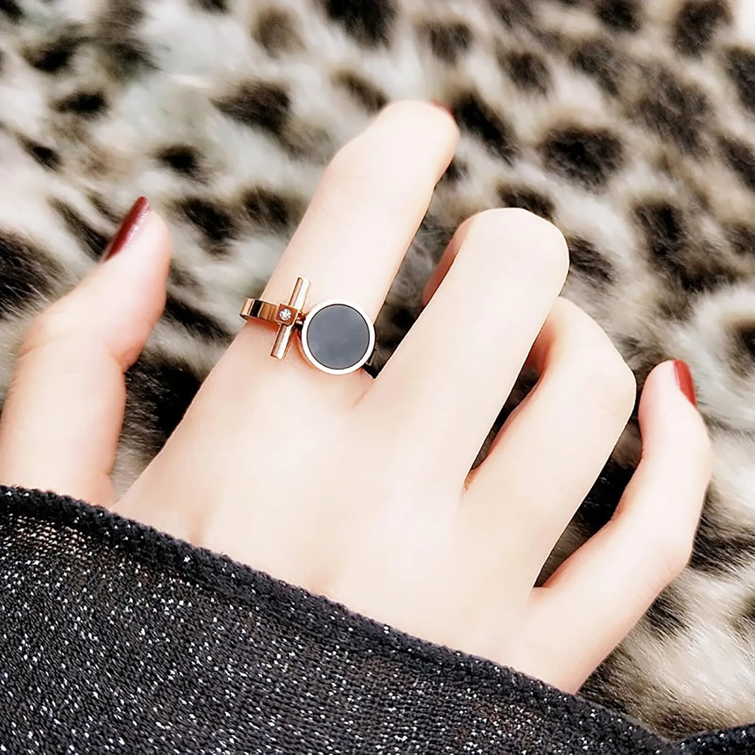 Loqimu Geometry Rings Round Dome Finger Rings for Women Teen Girls Stainless Steel Stacking Ring Eternity Bands Personality Titanium Aesthetic Rings Jewelry Gift