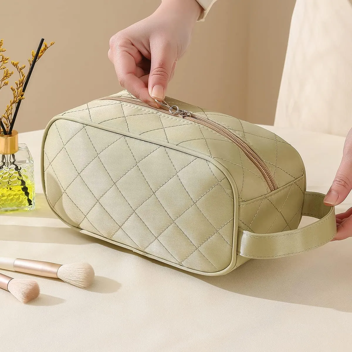 Small Makeup Bag for Women Lattice Pattern Zipper Cosmetic Bag Travel Toiletry Bag with Handle(Green)
