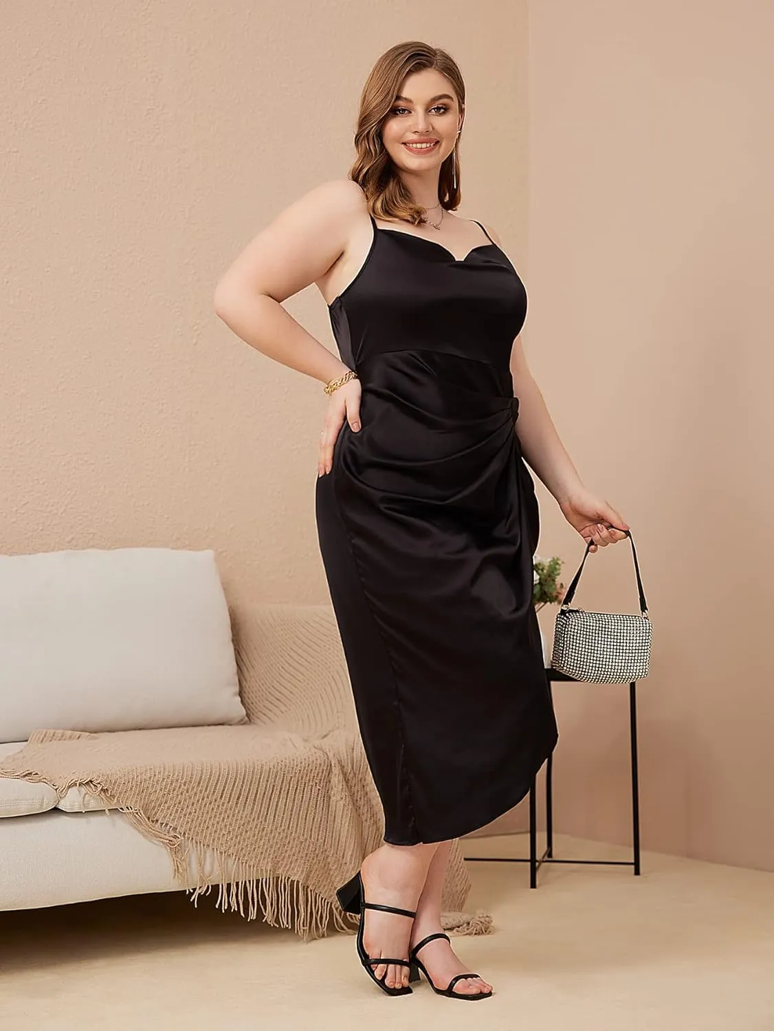 WDIRARA Women's Plus Size Draped Ruched Sleeveless Split Thigh Bodycon Cami Midi Dress